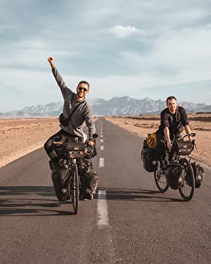 مشاهدة فيلم Biking Borders 2021 مترجم اون لاين